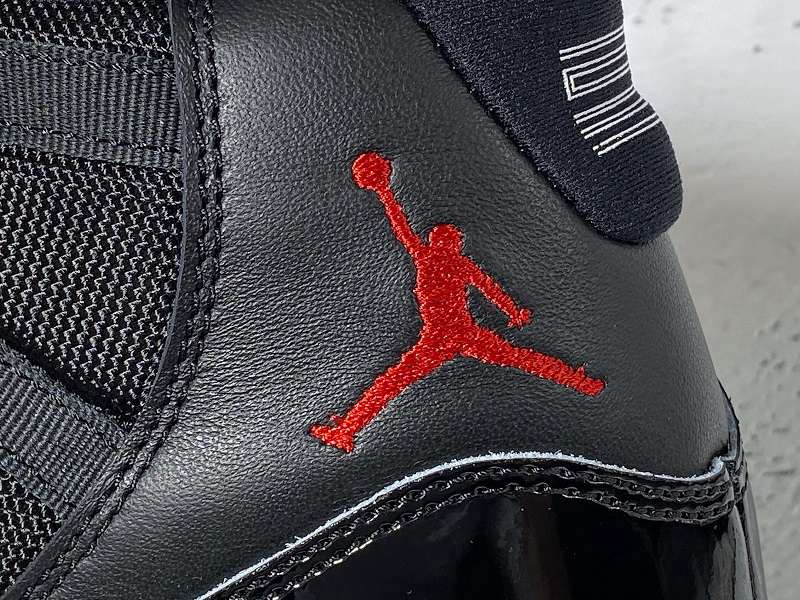 Air Jordan 11 Bred(378037-061)